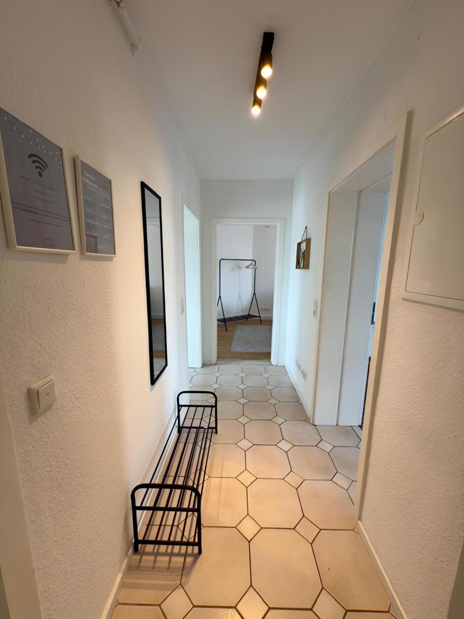 Raha Apartments - Ihr Komfortables Zuhause - Garten - Vollausstattung - Balkon - Parkplatz Kassel Bagian luar foto